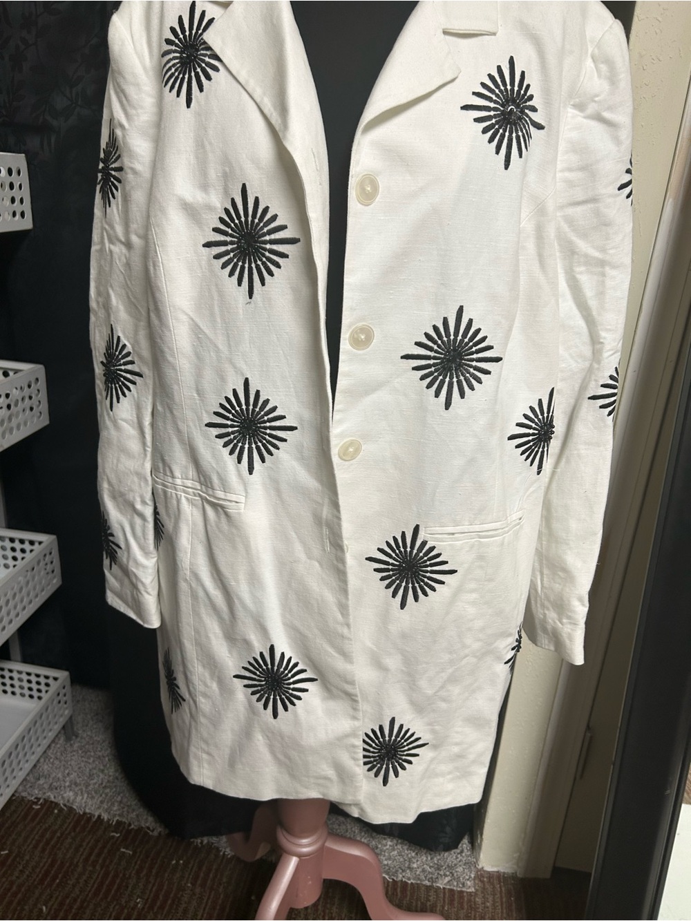 Star bursts black and white jacket